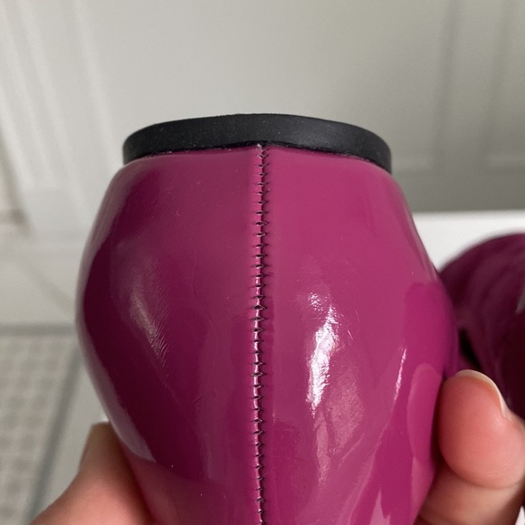 NWOT Isaac Mizrahi flats - Picture 8 of 10